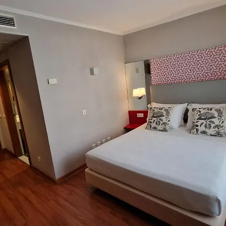 3k Madrid Hotel 4*